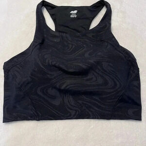 Avis Women’s Size M black Sports Padded Bra